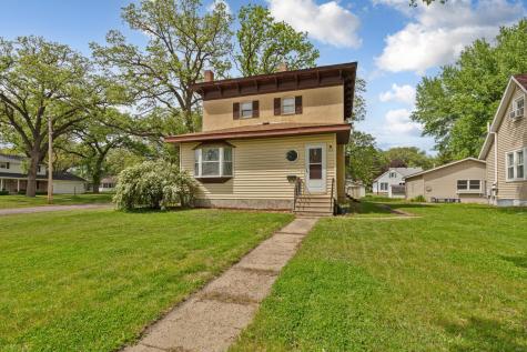 228 W 4th Street Blue Earth MN 56013