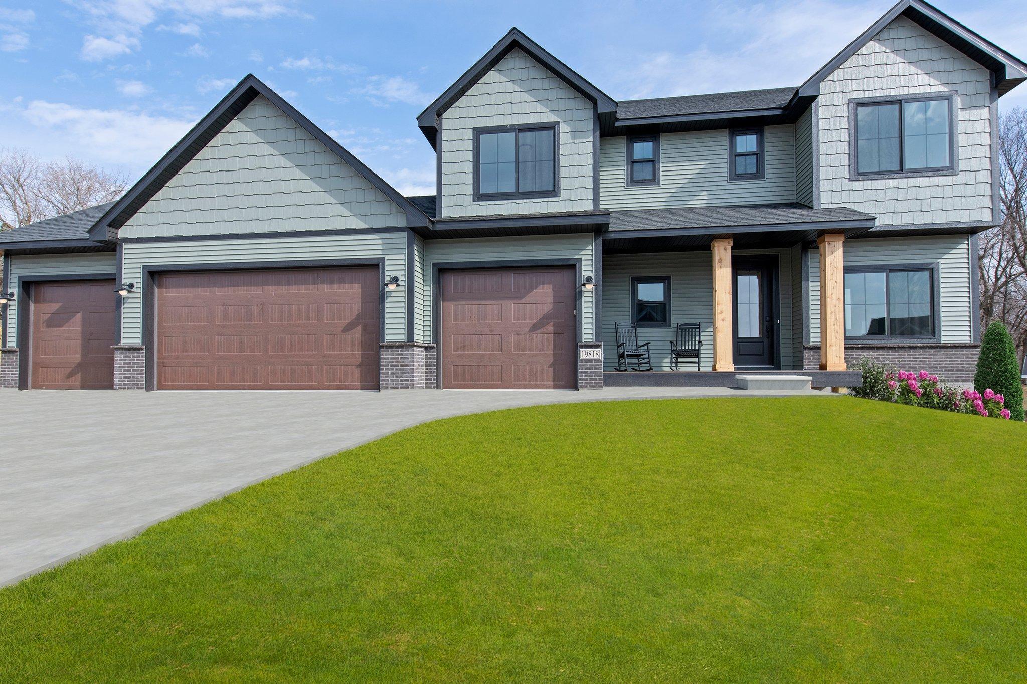 23804 Hall Drive Lakeville MN 55044