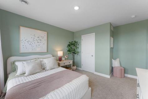 1956 Aztec Avenue Shakopee MN 55379