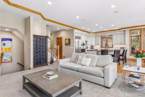 3717 Fairway Point Woodbury MN 55125