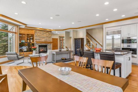 3717 Fairway Point Woodbury MN 55125