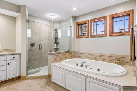 3717 Fairway Point Woodbury MN 55125