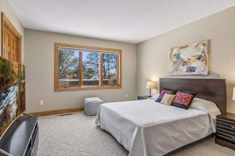 3717 Fairway Point Woodbury MN 55125