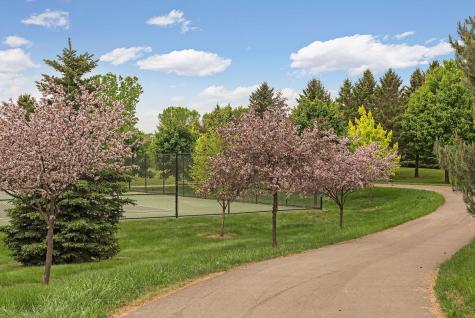 3717 Fairway Point Woodbury MN 55125