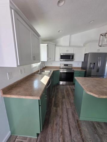 1557 34th Avenue S Moorhead MN 56560