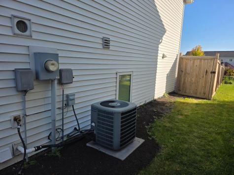 1557 34th Avenue S Moorhead MN 56560