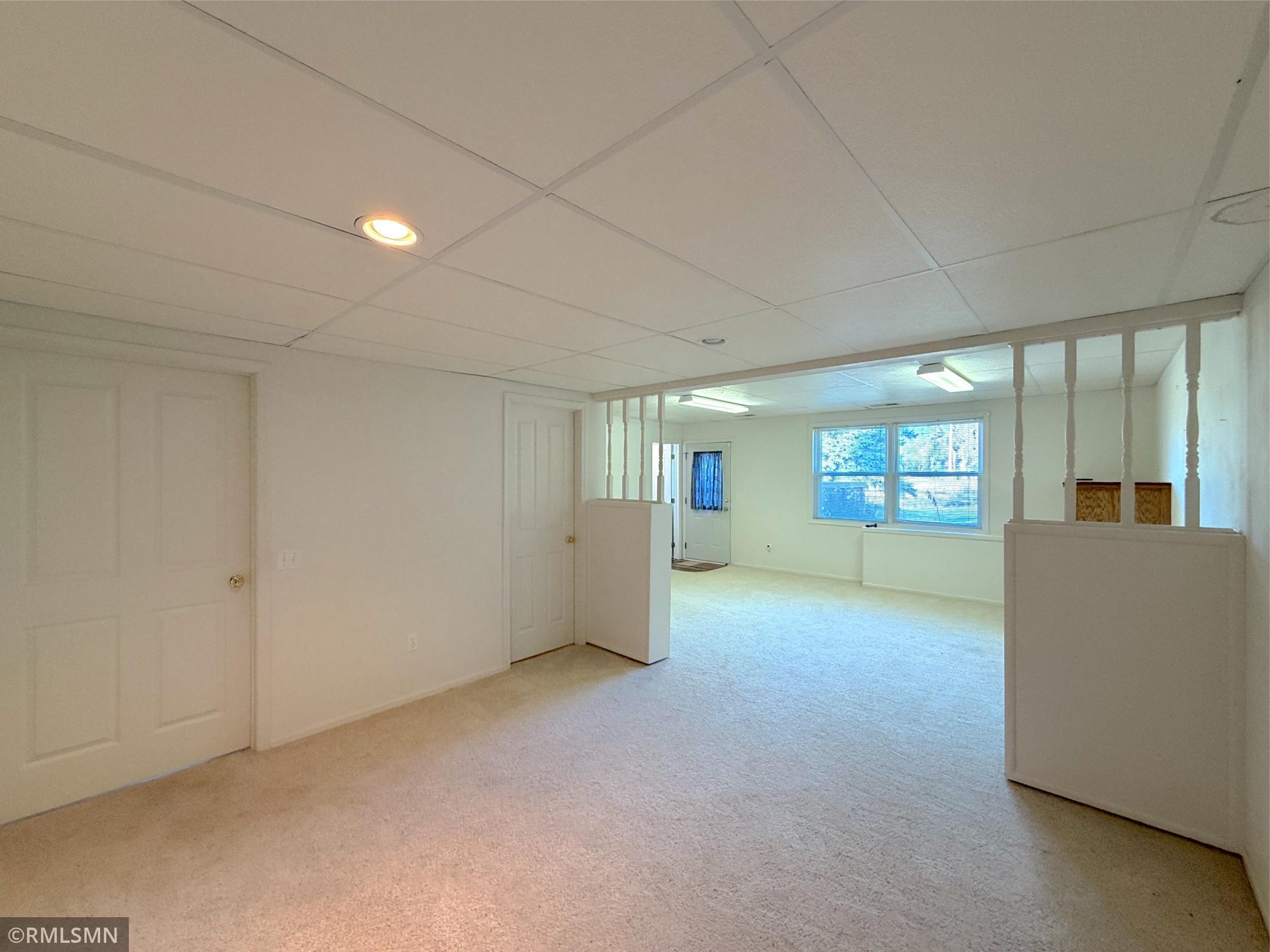 210 Knollwood Street W Annandale MN 55302