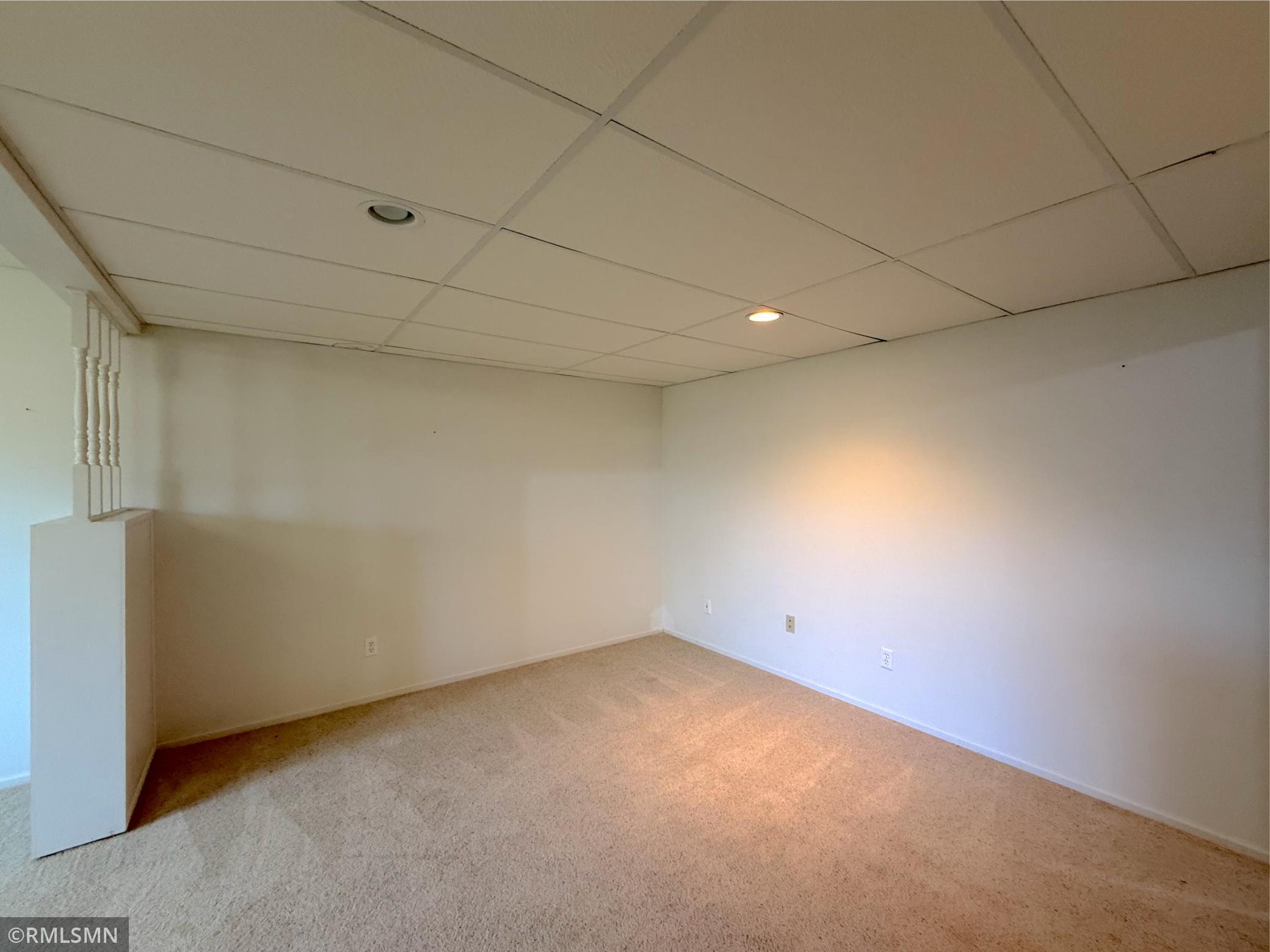 210 Knollwood Street W Annandale MN 55302