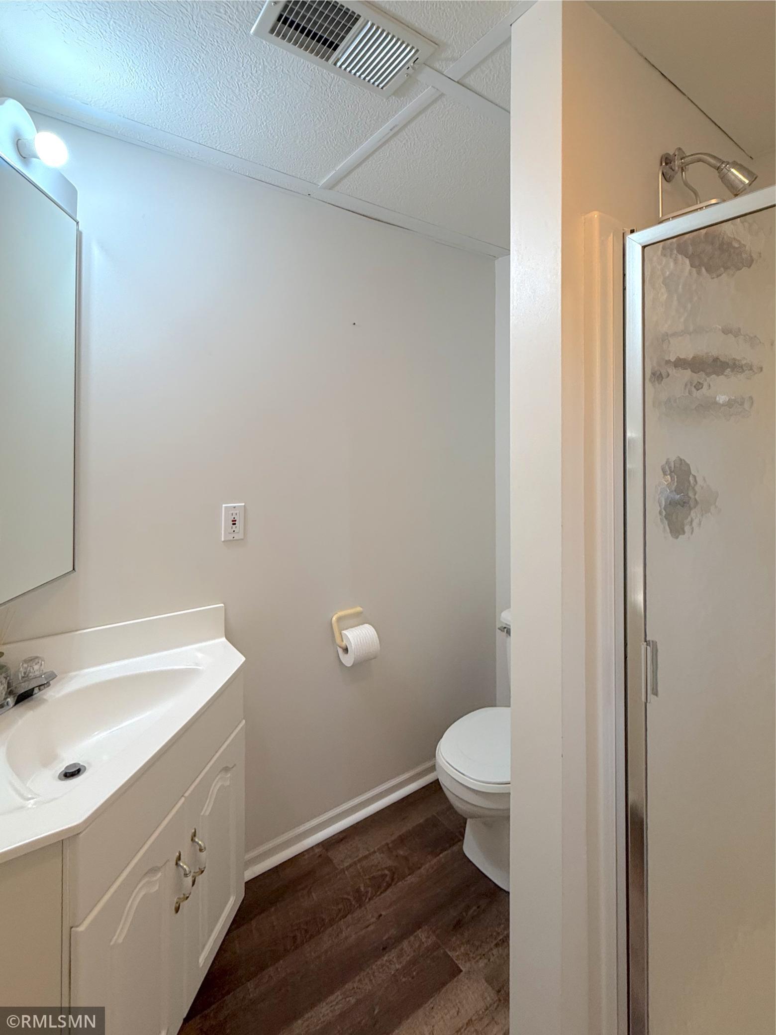 210 Knollwood Street W Annandale MN 55302