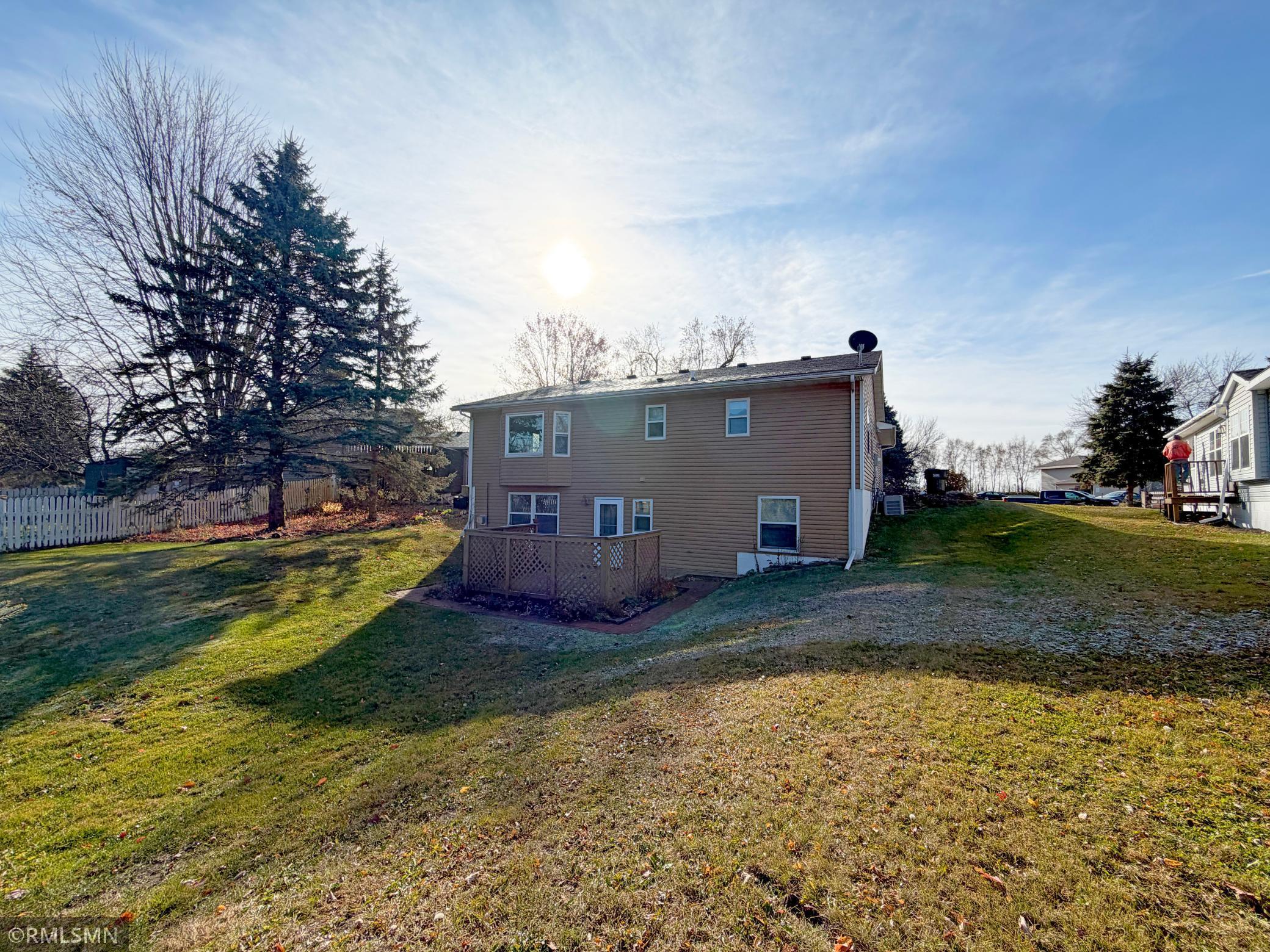 210 Knollwood Street W Annandale MN 55302