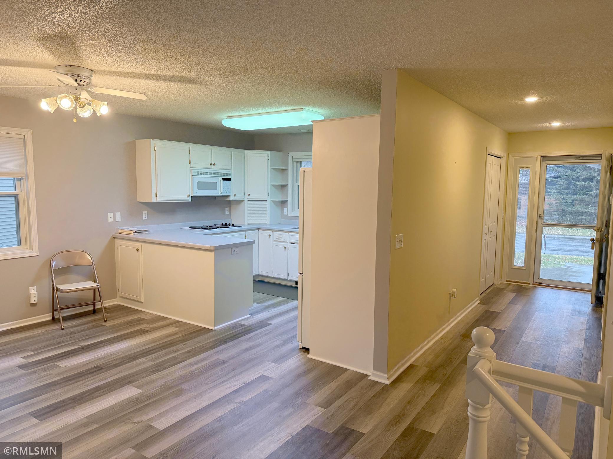 210 Knollwood Street W Annandale MN 55302