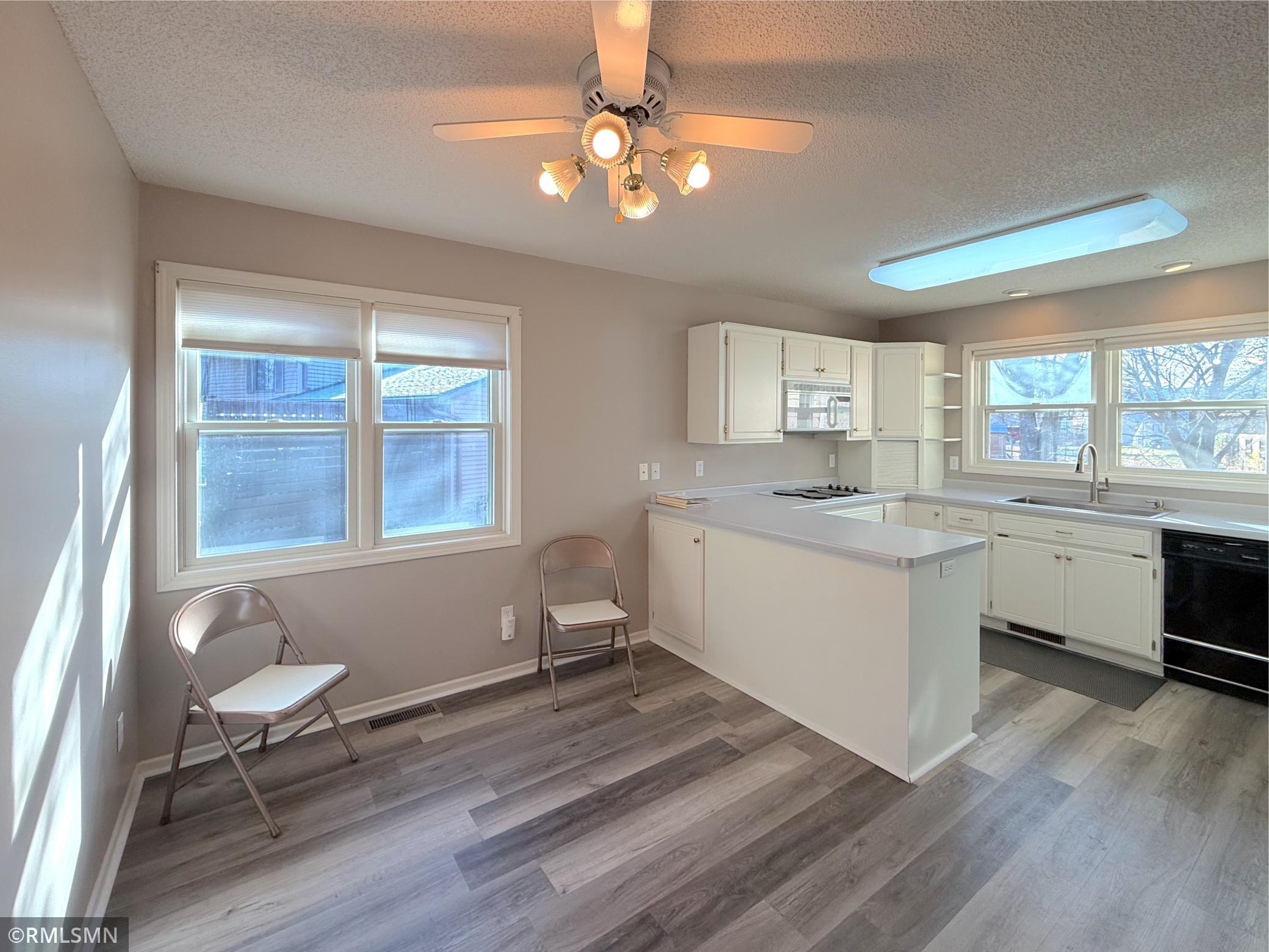 210 Knollwood Street W Annandale MN 55302