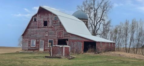 45760 710th Street Lakefield MN 56150
