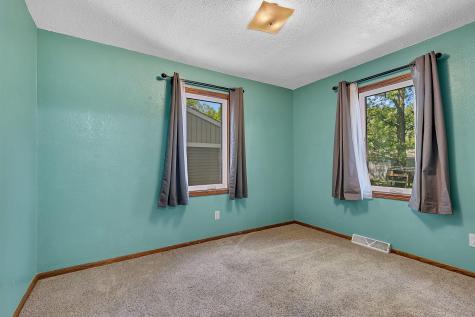 827 10th Avenue SE Saint Cloud MN 56304