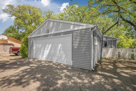 827 10th Avenue SE Saint Cloud MN 56304