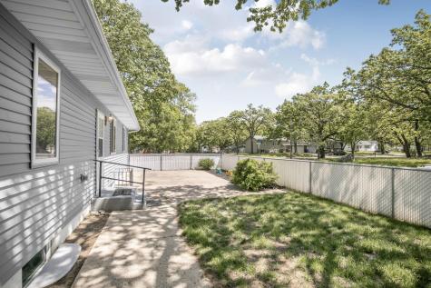 827 10th Avenue SE Saint Cloud MN 56304
