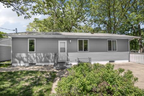 827 10th Avenue SE Saint Cloud MN 56304
