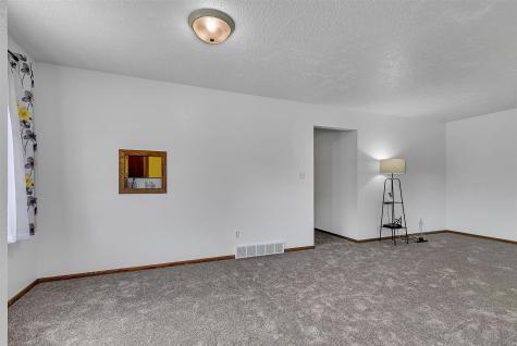 827 10th Avenue SE Saint Cloud MN 56304
