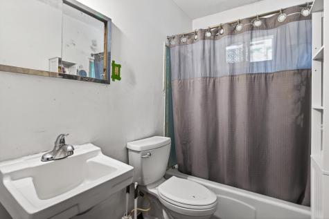 2519 3rd Avenue E North Saint Paul MN 55109