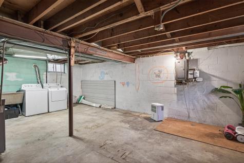 2519 3rd Avenue E North Saint Paul MN 55109