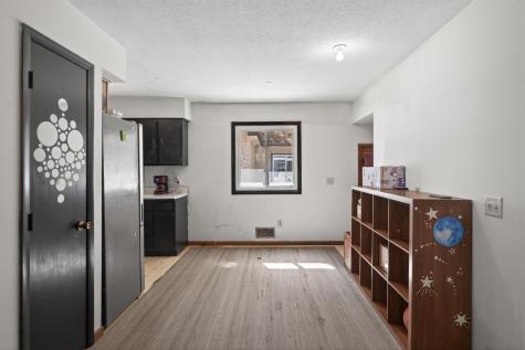 2519 3rd Avenue E North Saint Paul MN 55109