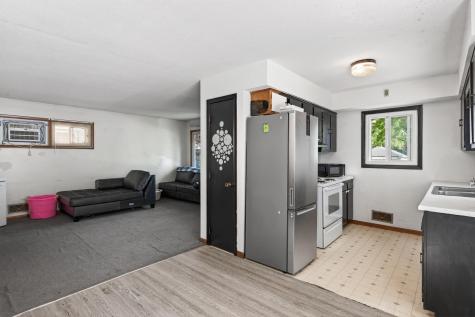 2519 3rd Avenue E North Saint Paul MN 55109