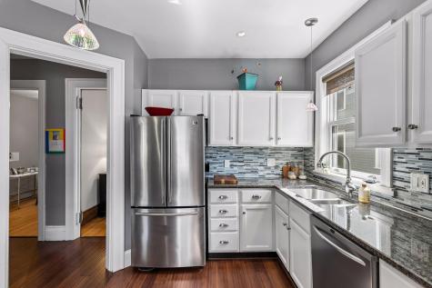 593 Laurel Avenue Saint Paul MN 55102