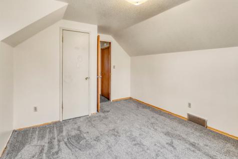 306 21 Street S Fargo ND 58103