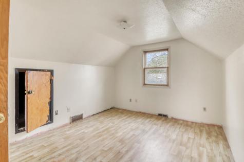 306 21 Street S Fargo ND 58103