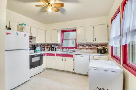 306 21 Street S Fargo ND 58103