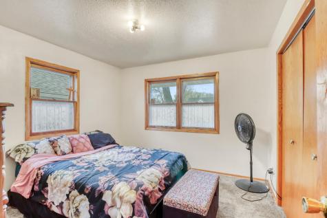306 21 Street S Fargo ND 58103