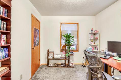 306 21 Street S Fargo ND 58103