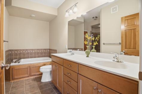 5250 Grandview Square Edina MN 55436