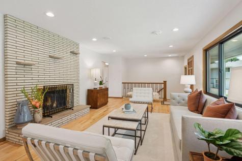 7329 Ridgeway Road Golden Valley MN 55427