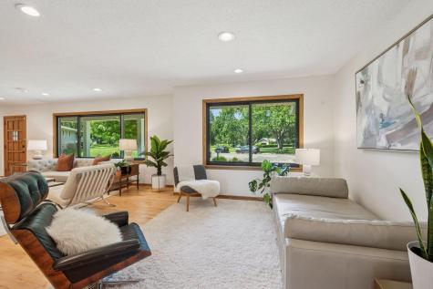 7329 Ridgeway Road Golden Valley MN 55427
