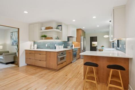 7329 Ridgeway Road Golden Valley MN 55427