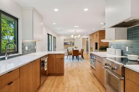 7329 Ridgeway Road Golden Valley MN 55427