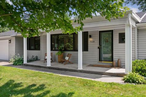7329 Ridgeway Road Golden Valley MN 55427