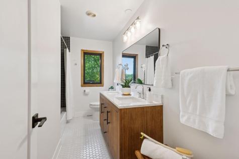 7329 Ridgeway Road Golden Valley MN 55427