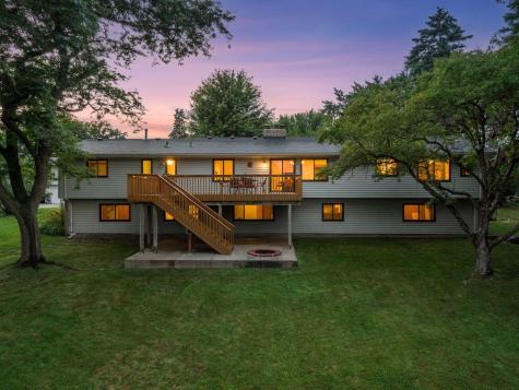 7329 Ridgeway Road Golden Valley MN 55427