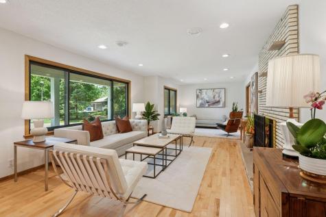 7329 Ridgeway Road Golden Valley MN 55427