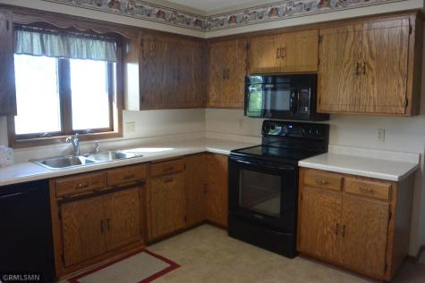 120 Edgewood Drive Glencoe MN 55336