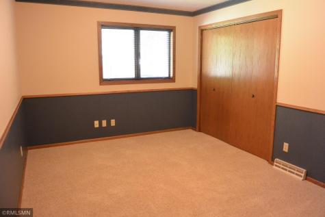 120 Edgewood Drive Glencoe MN 55336
