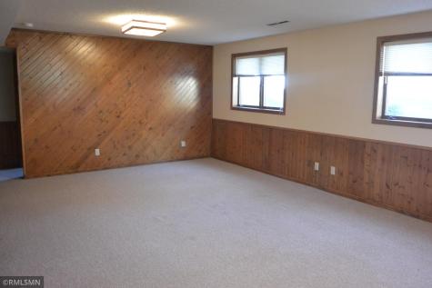 120 Edgewood Drive Glencoe MN 55336