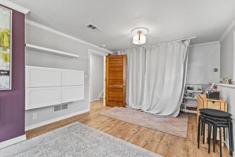 8845 23rd Avenue N Golden Valley MN 55427
