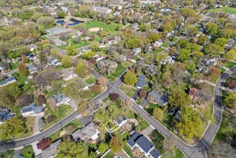 8845 23rd Avenue N Golden Valley MN 55427