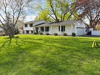 8845 23rd Avenue N Golden Valley MN 55427