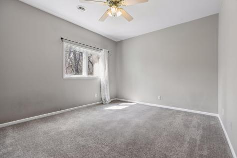 9440 Abigail Court Inver Grove Heights MN 55077