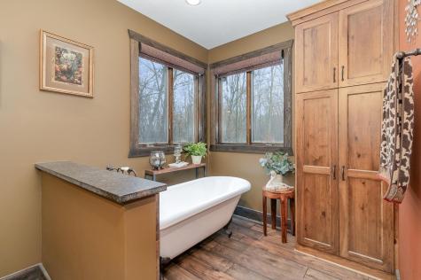 7243 Hazelwood Avenue Northfield MN 55057