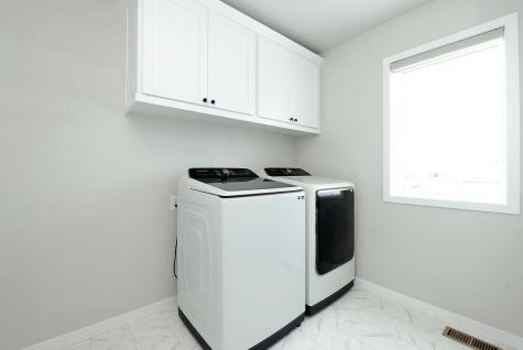 3707 Merrifield Drive S Fargo ND 58104